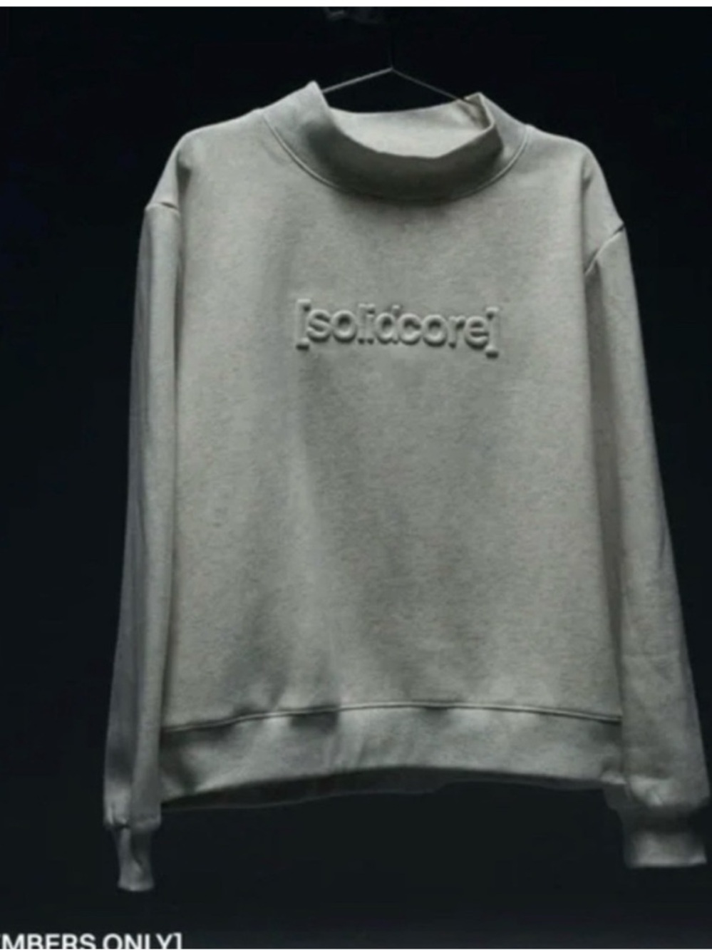 Solidcore Solidays mock neck sweatshirt size medium
